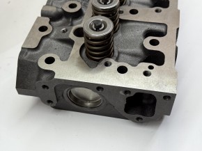 Zylinderkopf für Yanmar 3TNV84 | 3TNV88 inkl. Ventile