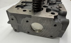 Zylinderkopf für Yanmar 3TNV84 | 3TNV88 inkl. Ventile