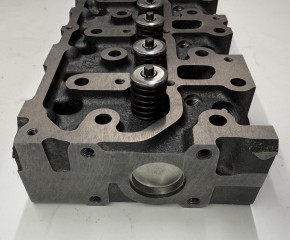 Zylinderkopf für Yanmar 3TNM72 | 3TNM74 - mit Ventile