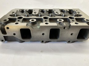 Zylinderkopf für Yanmar 3TNV84 | 3TNV88 inkl. Ventile
